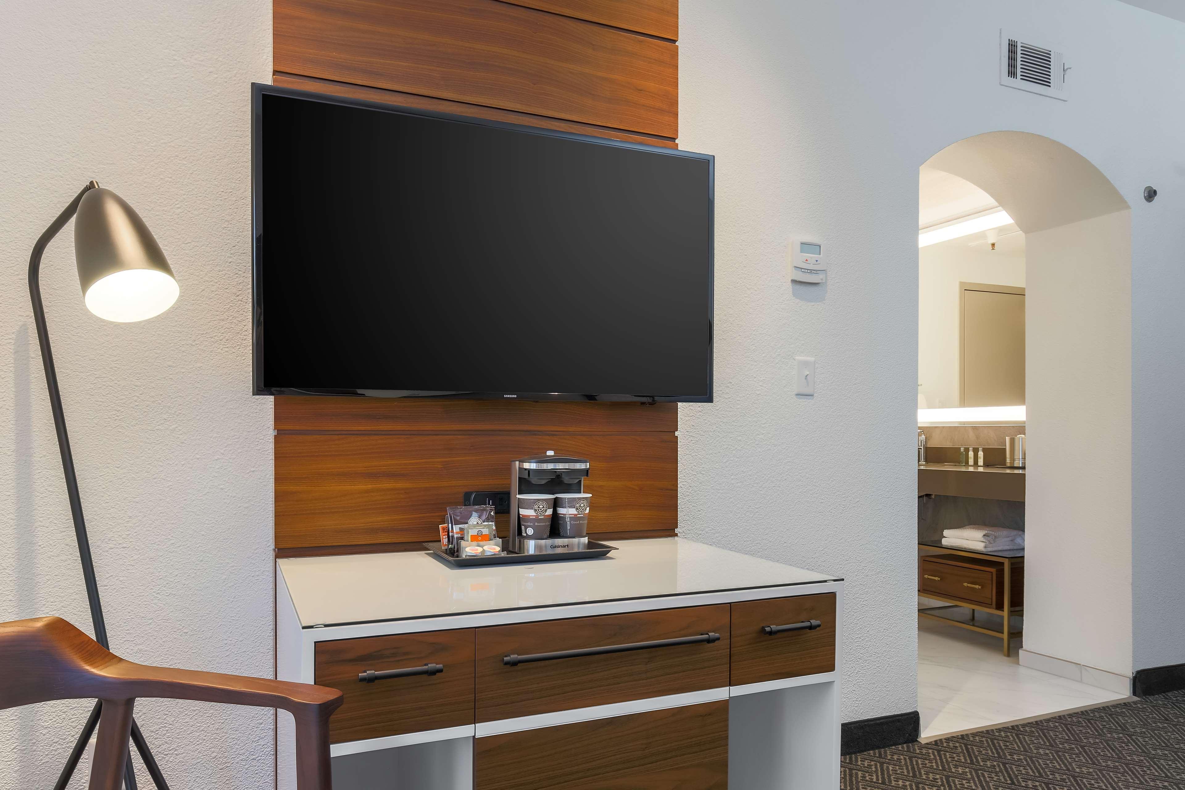 Doubletree Suites By Hilton Hotel Sacramento - Rancho Cordova Ngoại thất bức ảnh