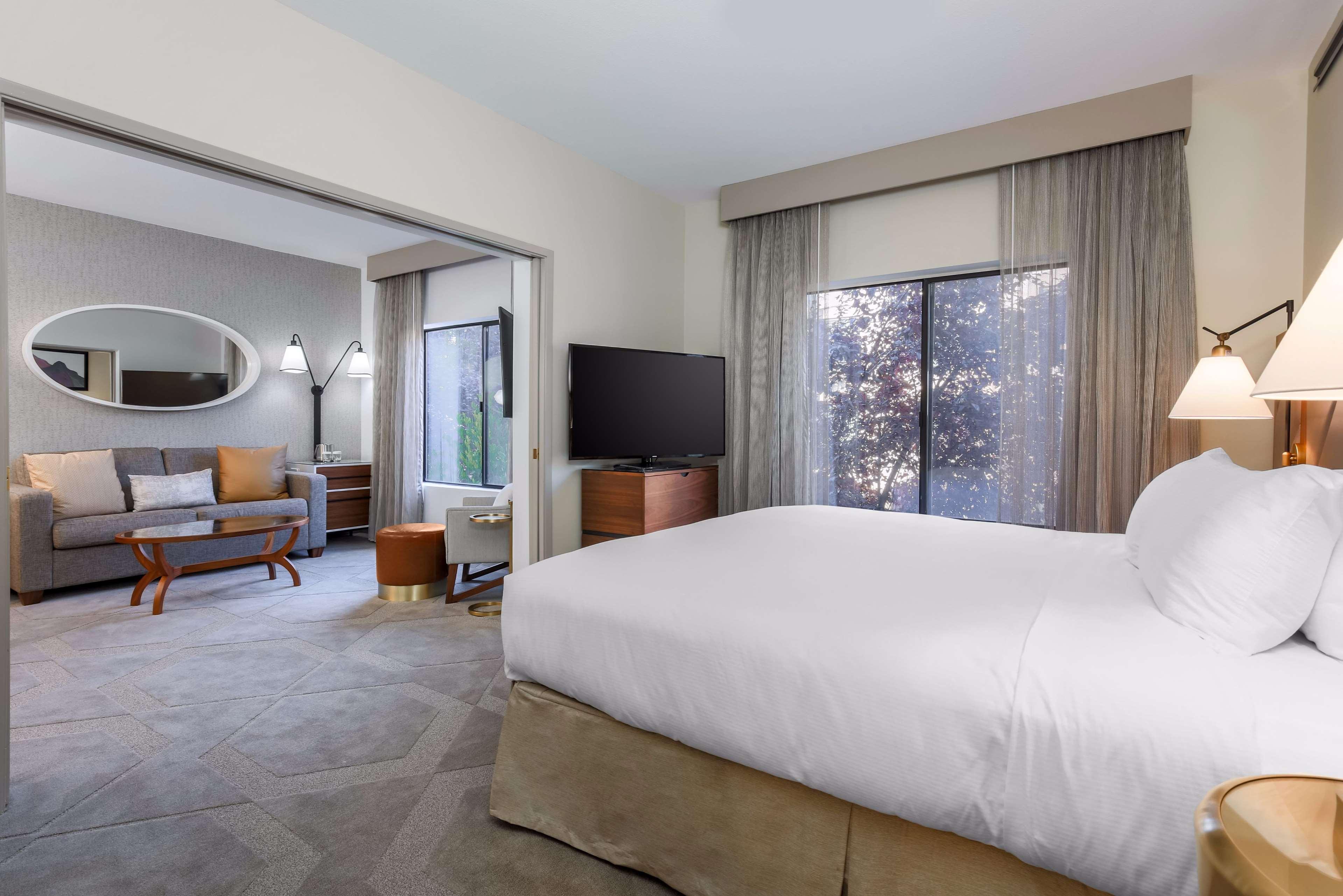 Doubletree Suites By Hilton Hotel Sacramento - Rancho Cordova Ngoại thất bức ảnh