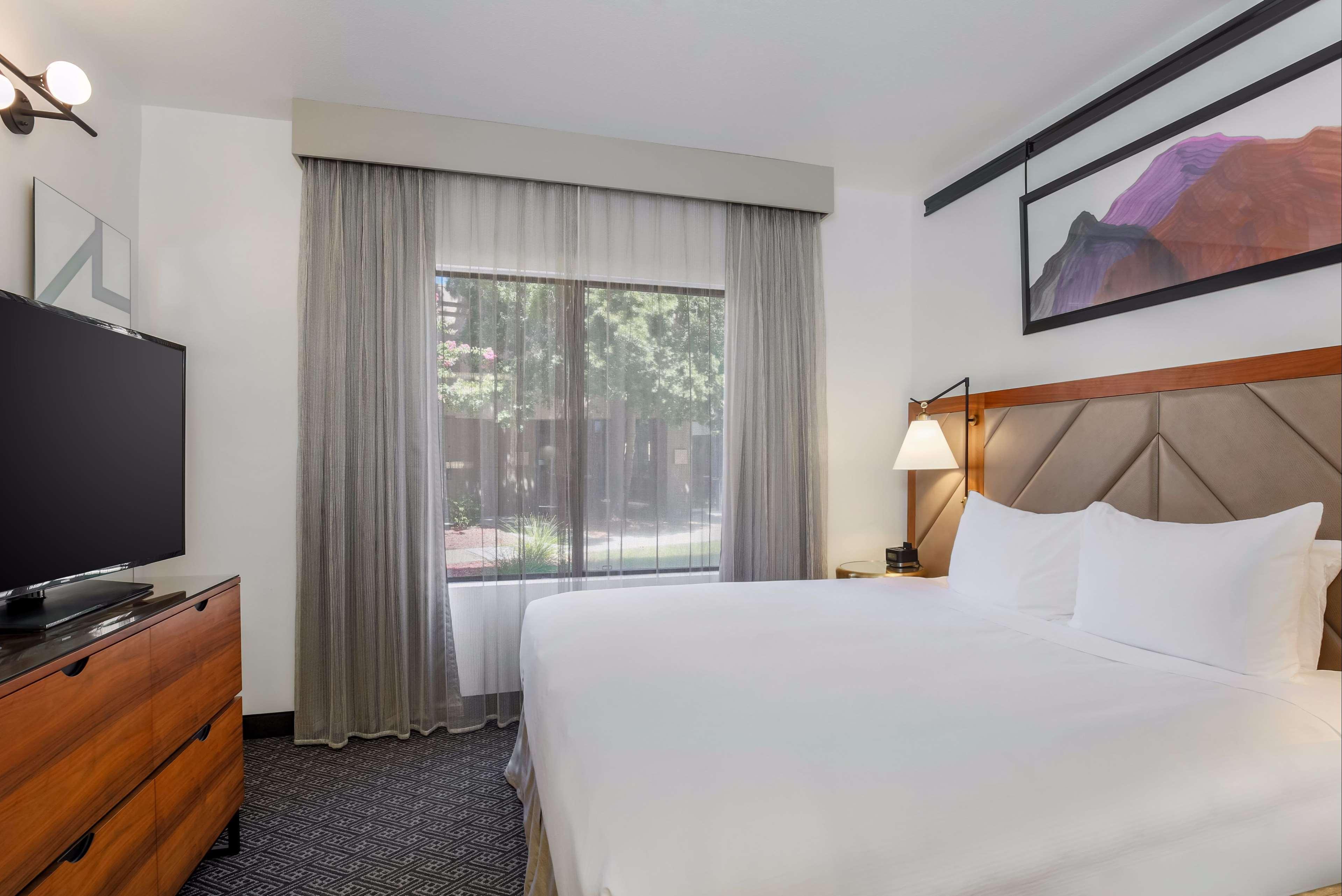 Doubletree Suites By Hilton Hotel Sacramento - Rancho Cordova Ngoại thất bức ảnh