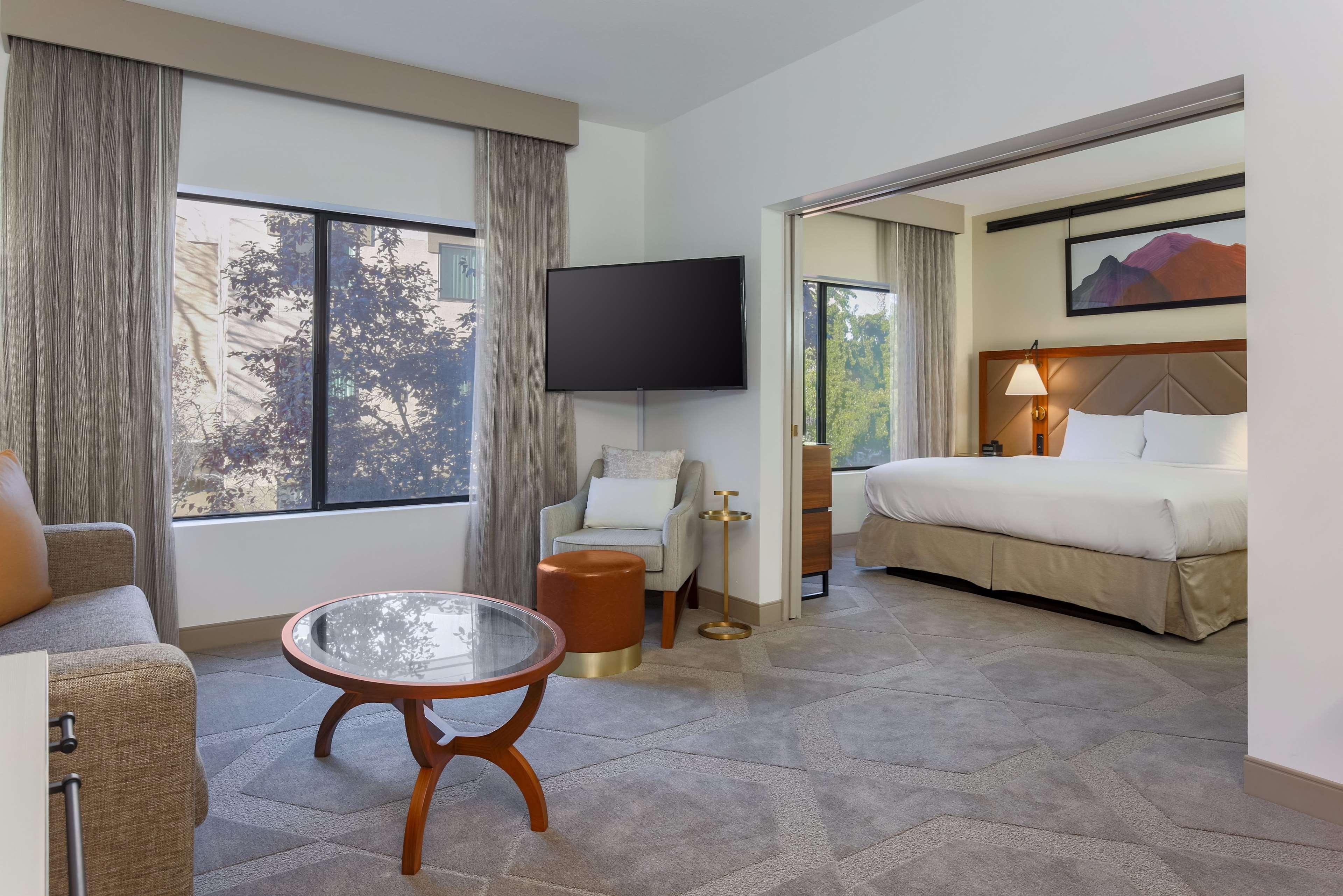 Doubletree Suites By Hilton Hotel Sacramento - Rancho Cordova Ngoại thất bức ảnh